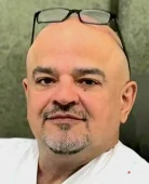 دکتر رضا اقاجانی